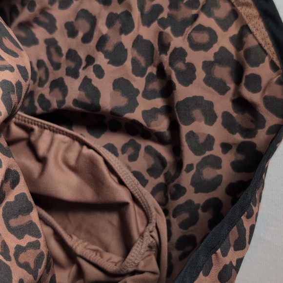 Nike Women's Brown Leopard Print Running Shorts - Picture 3 of 12